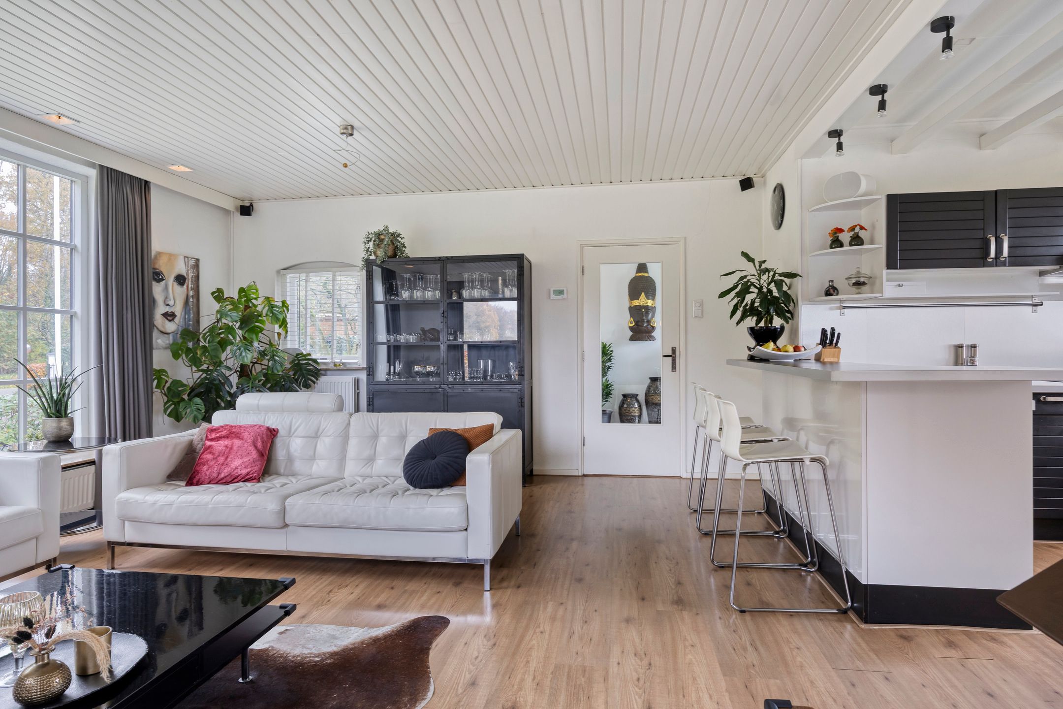 Photo 24 of Kneuterstraat 30