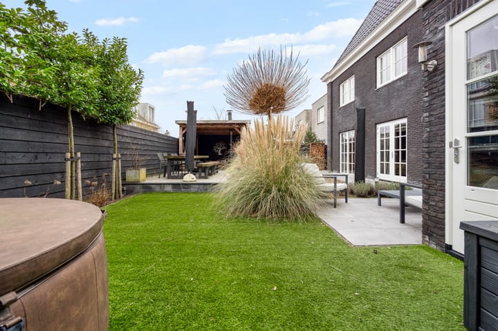 Herman Broekhuizenstraat 8