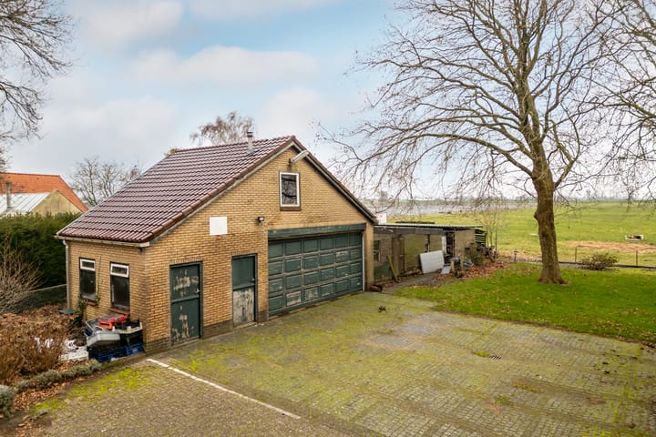 Foto 11 van Woudseweg 4-B