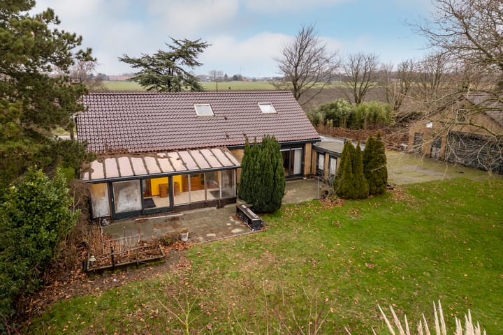 Foto 18 van Woudseweg 4-B