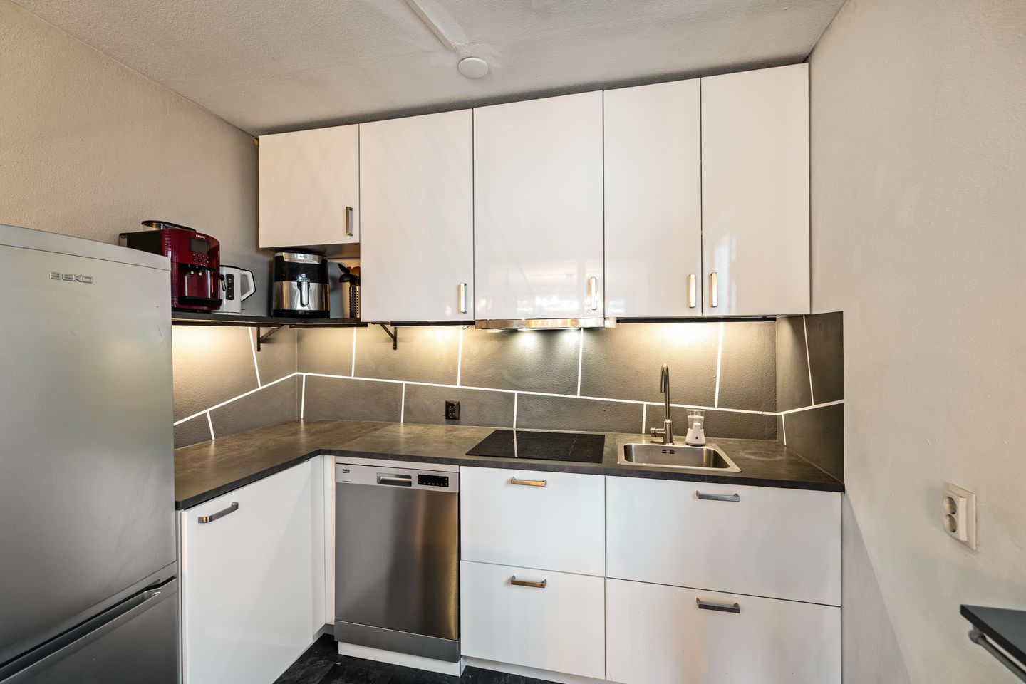 Photo 14 of Hoofdstraat 82