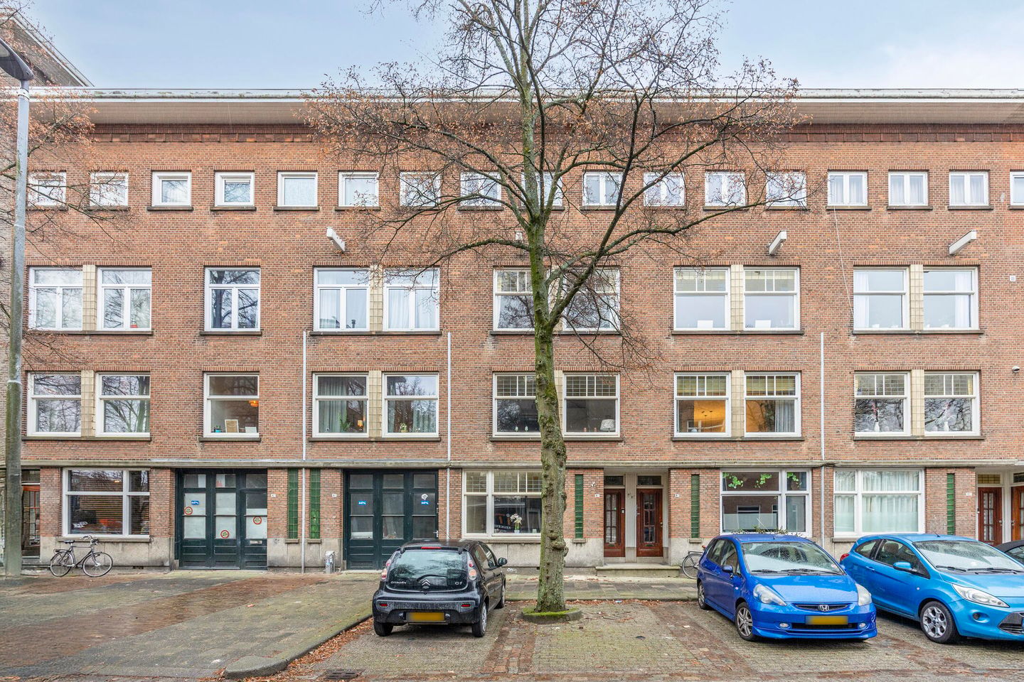 Photo 5 of Besemerstraat 6-A