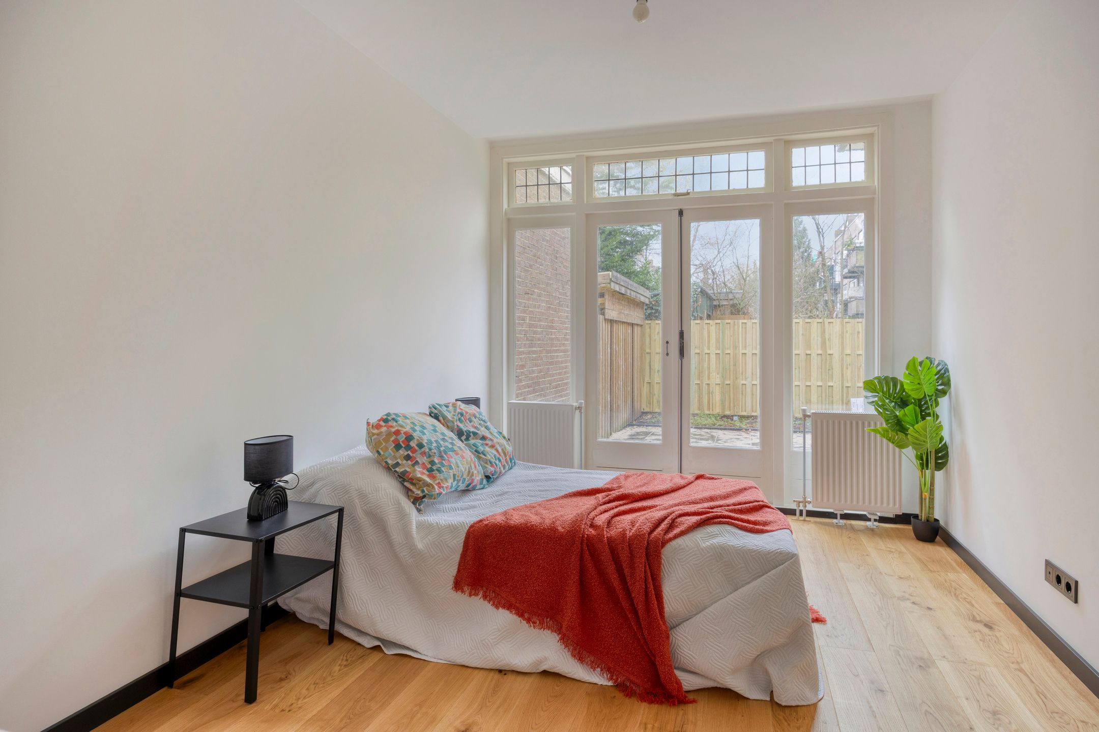 Photo 12 of Besemerstraat 6-A
