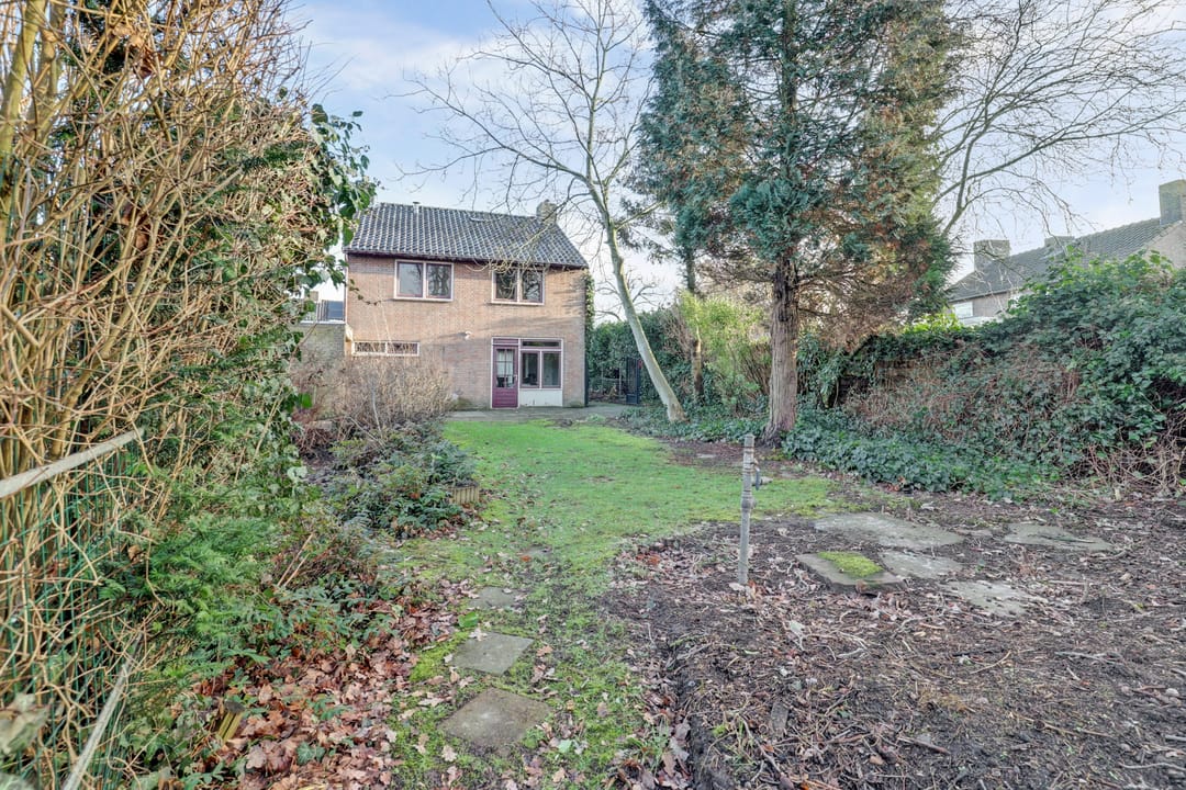 Foto 41 van Korenbloemstraat 1