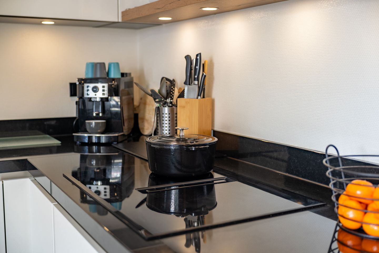 Photo 10 of Schaepmanstraat 32