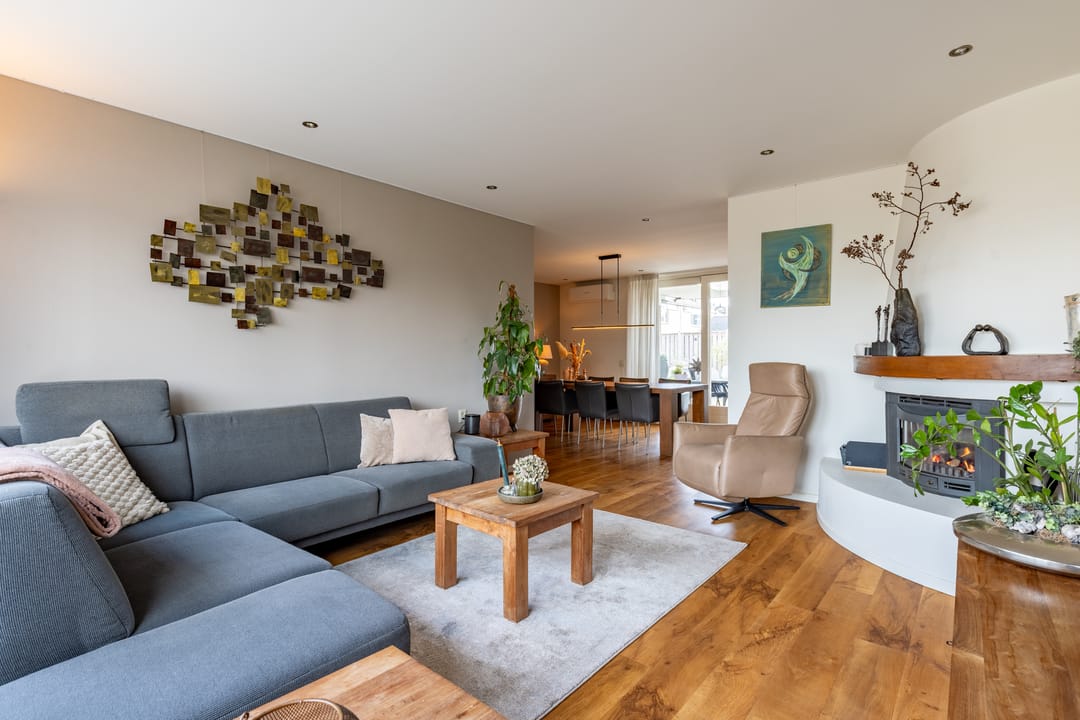 Photo 7 of Schaepmanstraat 32