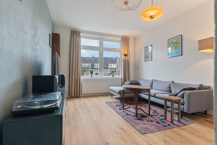 Foto 2 van van Heutszstraat 55