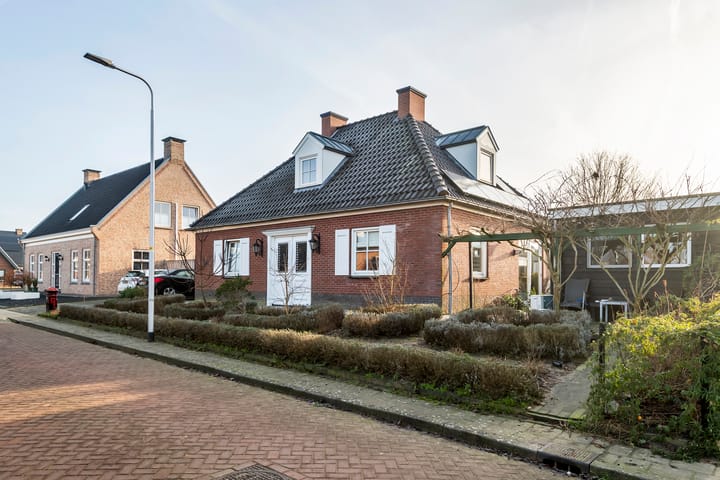 Maasdijk 23 main image