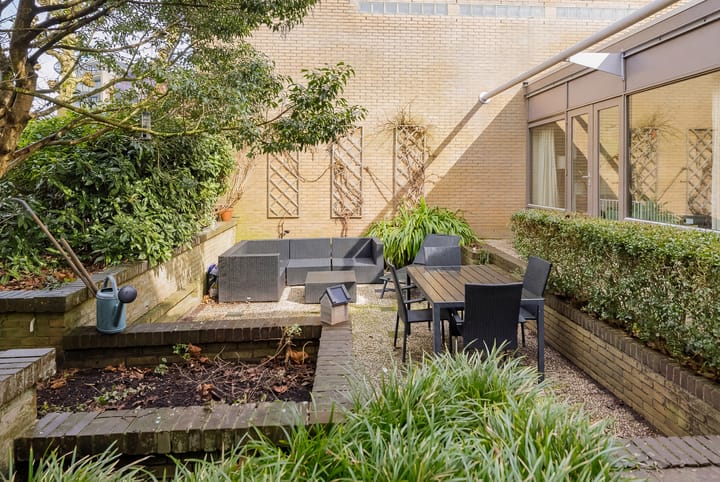 Foto 2 van Galle Promenade 135