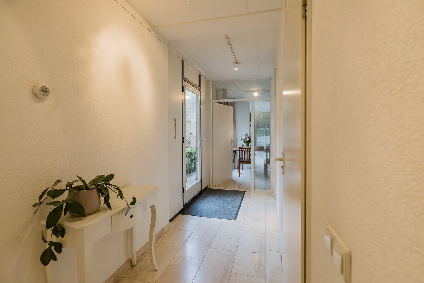 Foto 4 van Galle Promenade 135