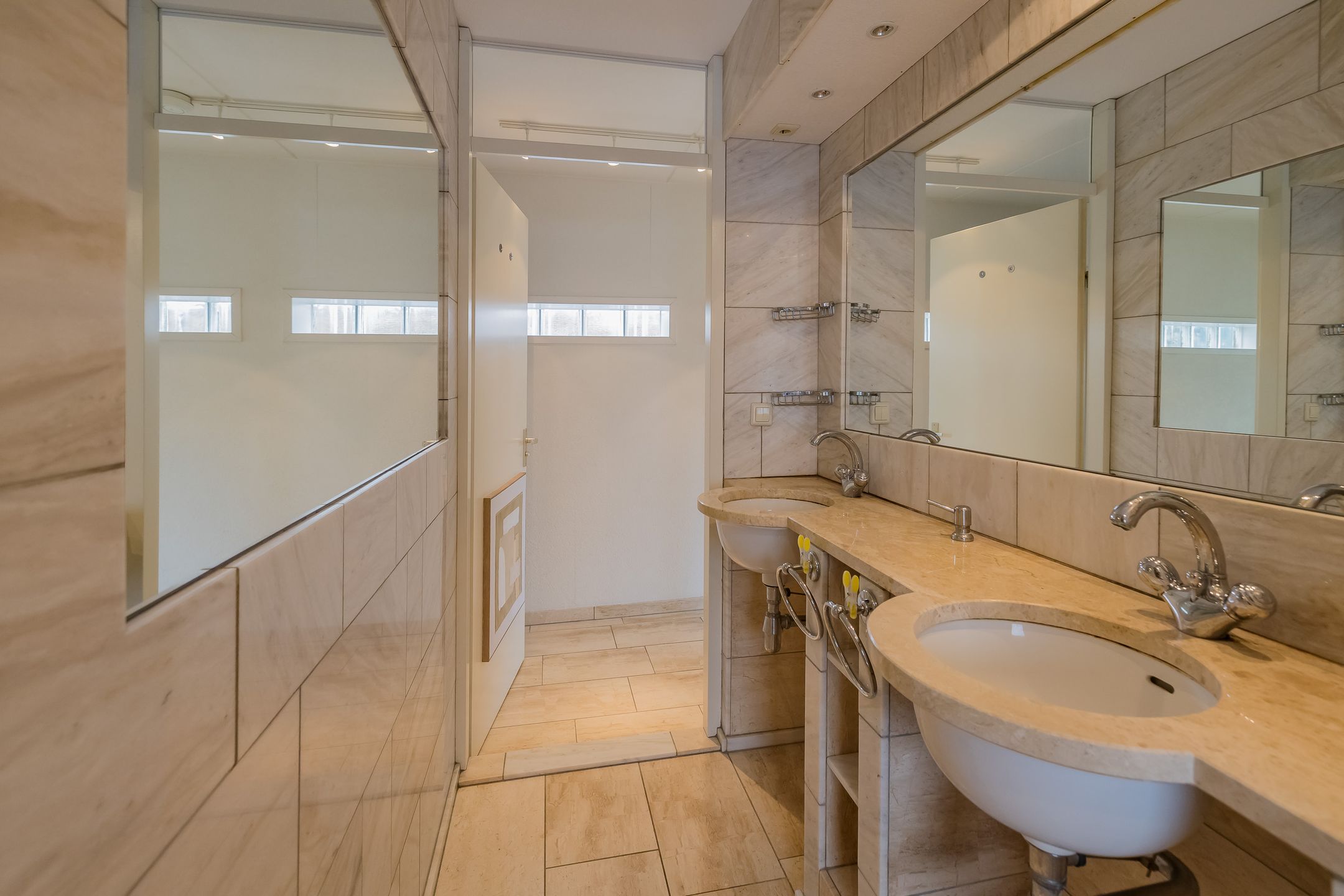 Foto 45 van Galle Promenade 135