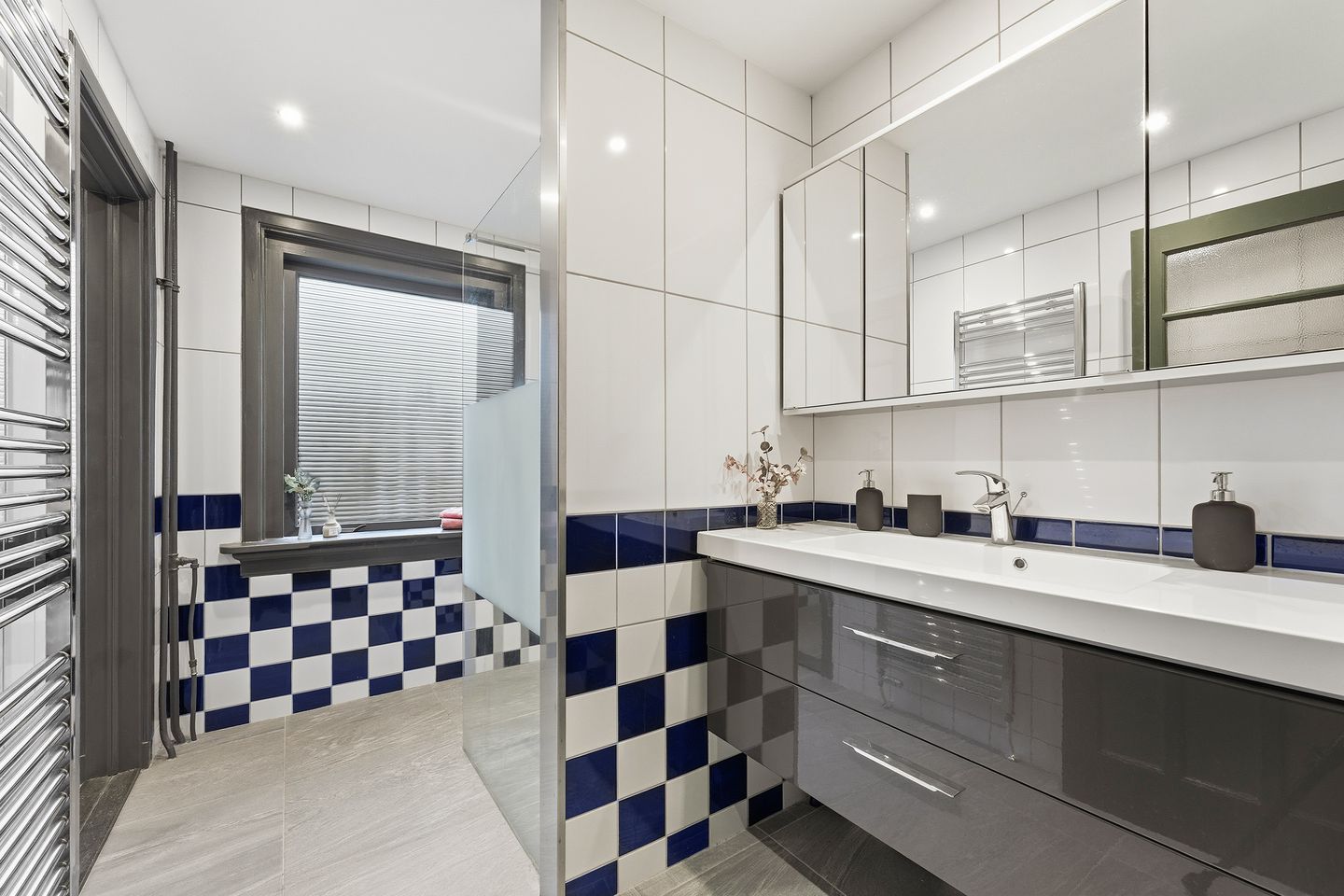 Foto 35 van Larikslaan 153