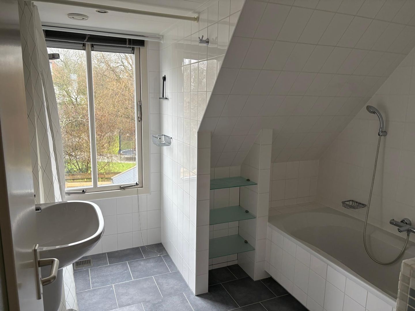 Foto 10 van Jacob Backerstraat 20