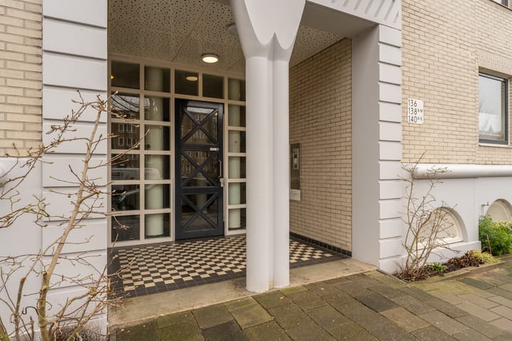 Photo 2 of Da Costakade 140-B