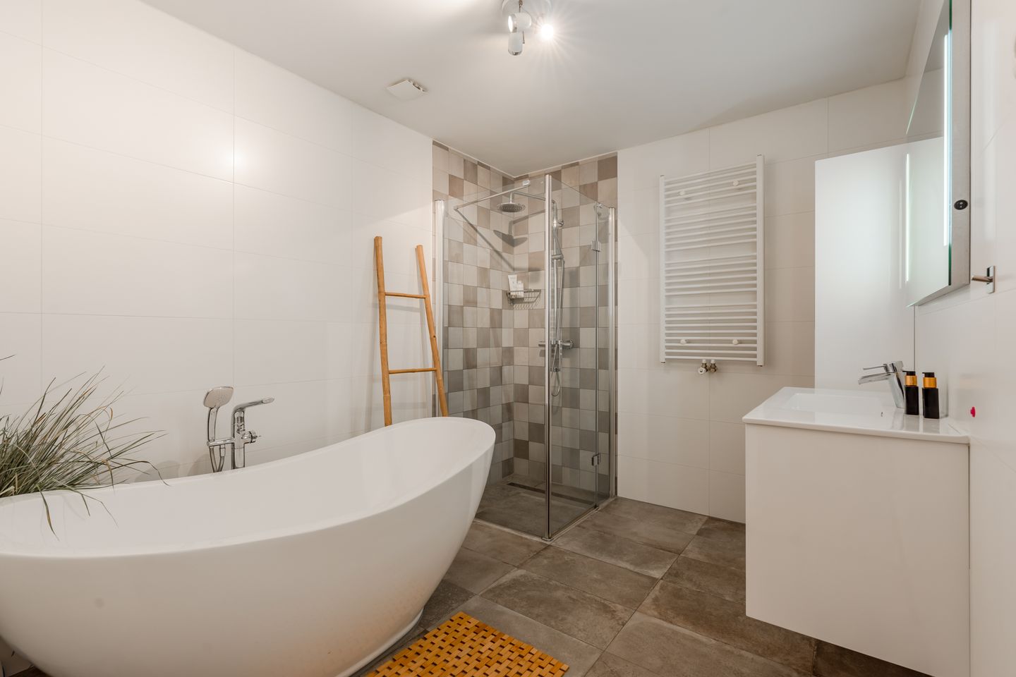 Foto 19 van Da Costakade 140-B