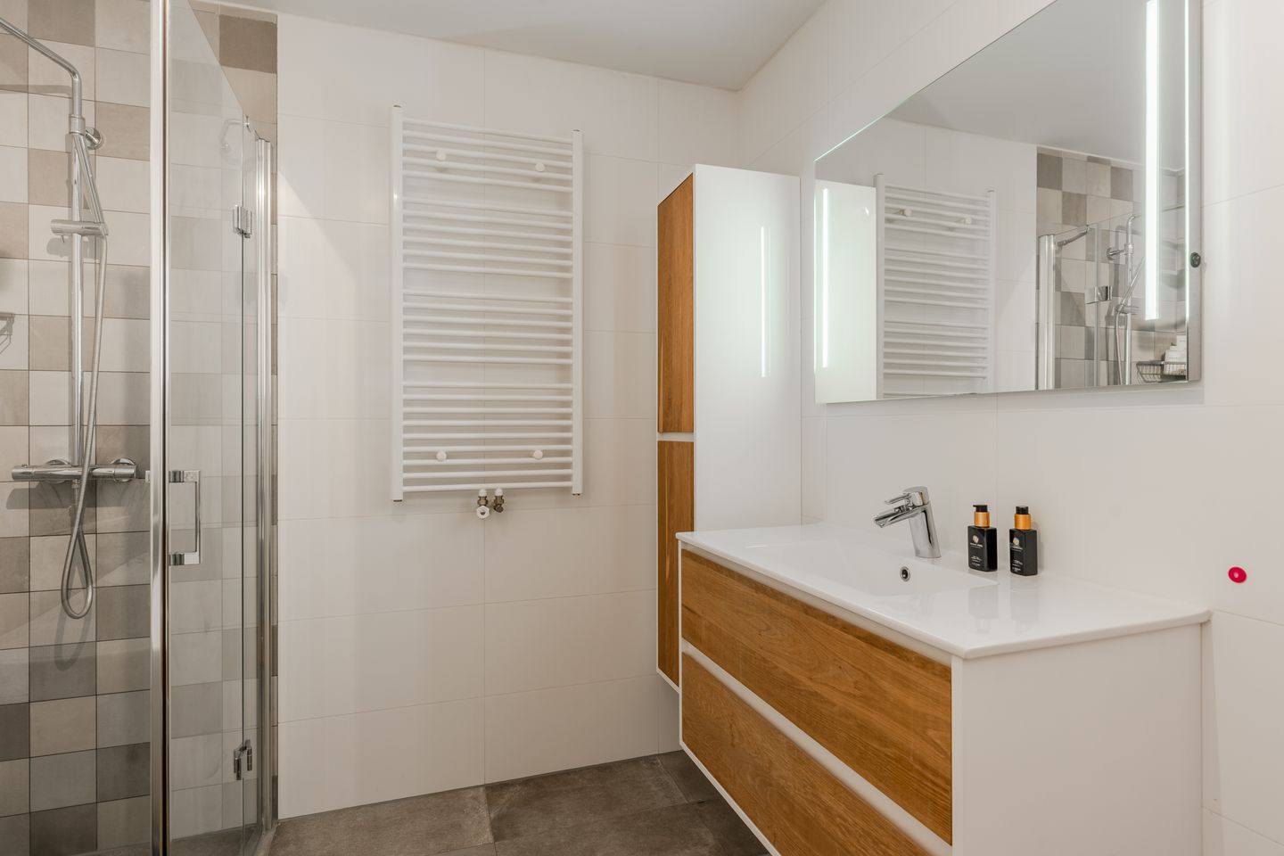 Foto 20 van Da Costakade 140-B