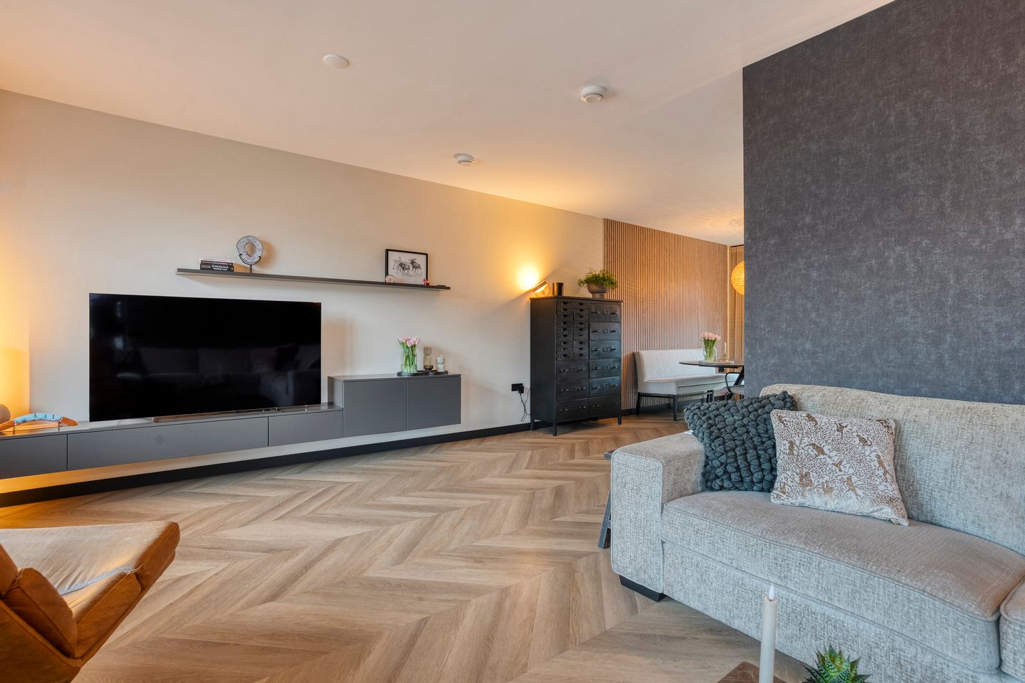 Foto 14 van Moesdistel 11