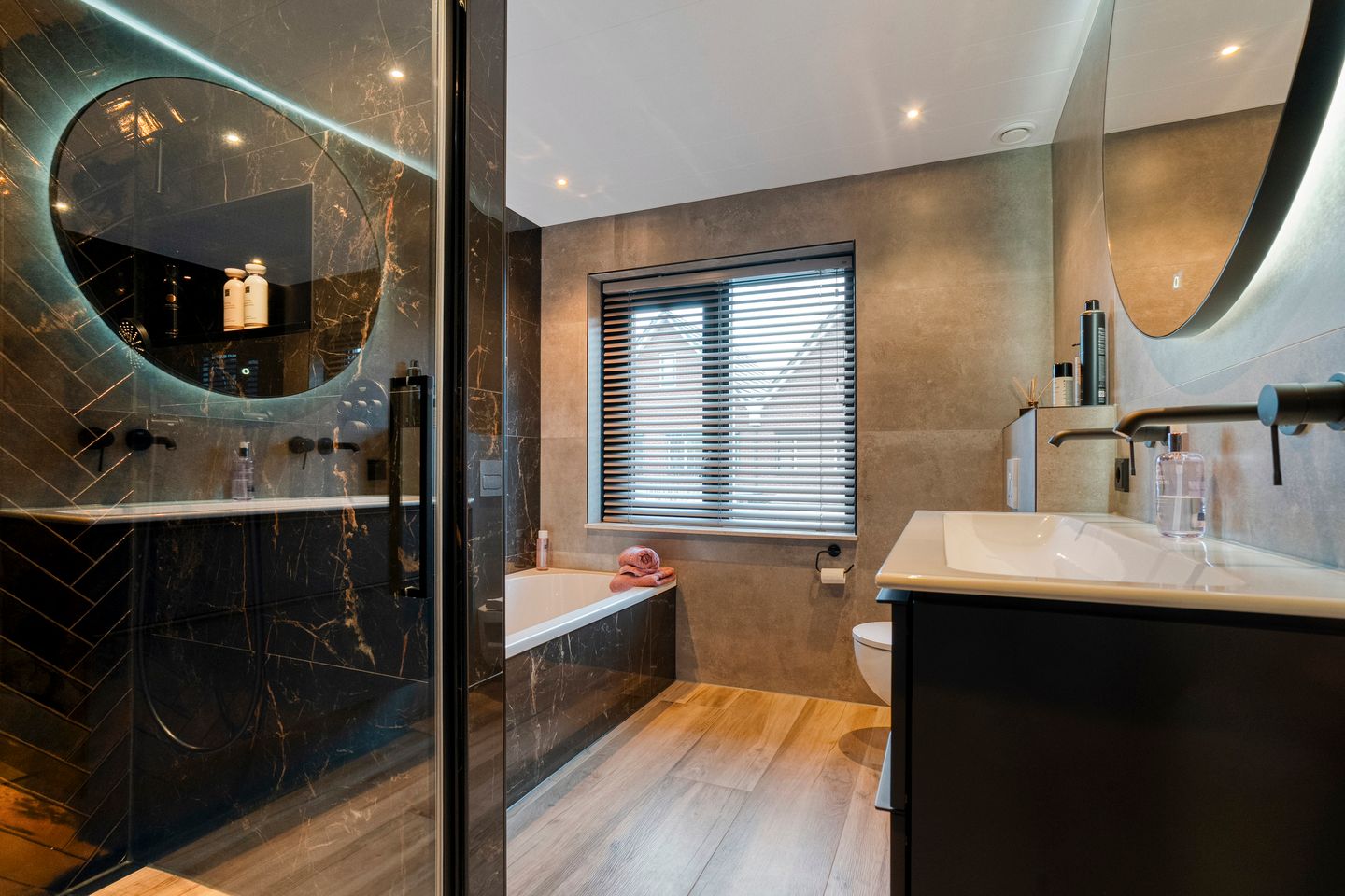 Foto 29 van Moesdistel 11