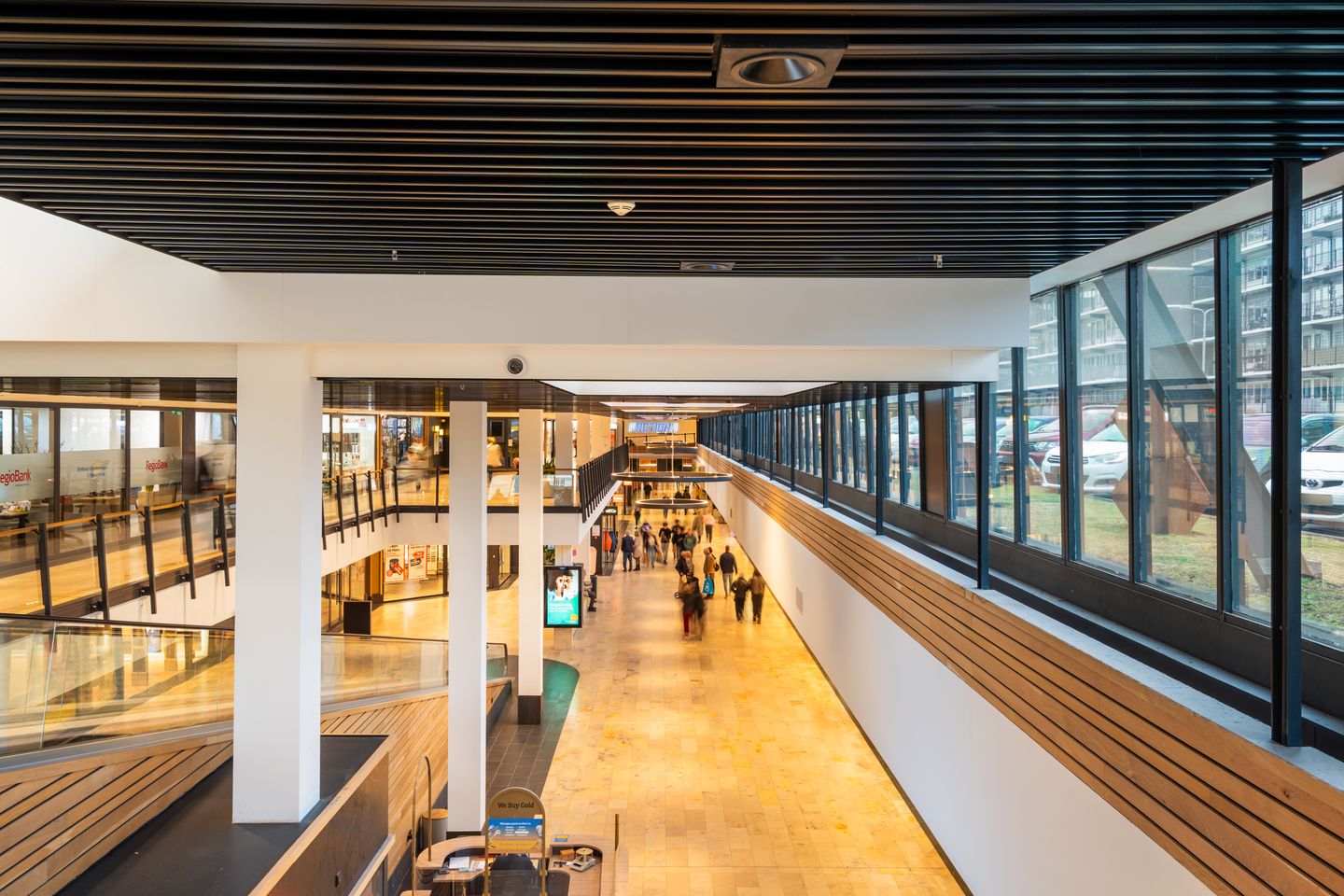 Foto 29 van Sterrenburgplein 12