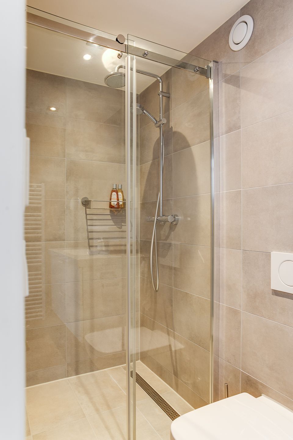 Foto 19 van Nieuwpoortstraat 94-D9