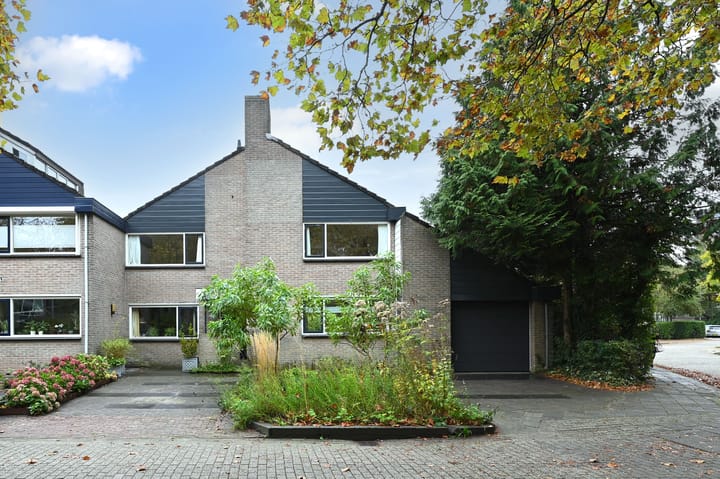 Astronautenweg 15 main image