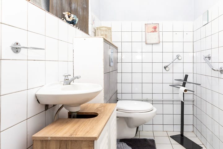 Photo 18 of Liniestraat 8