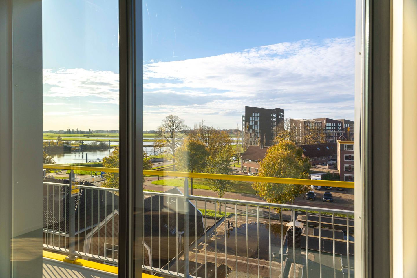 Foto 10 van Zuiderzeestraat 59