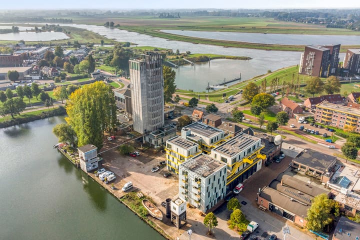 Photo 2 of Zuiderzeestraat 55