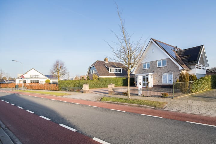 Photo 4 of Van Dijkhuizenstraat 74-A