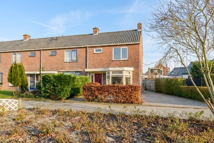 Foto 9 van Van Roozendaalstraat 41