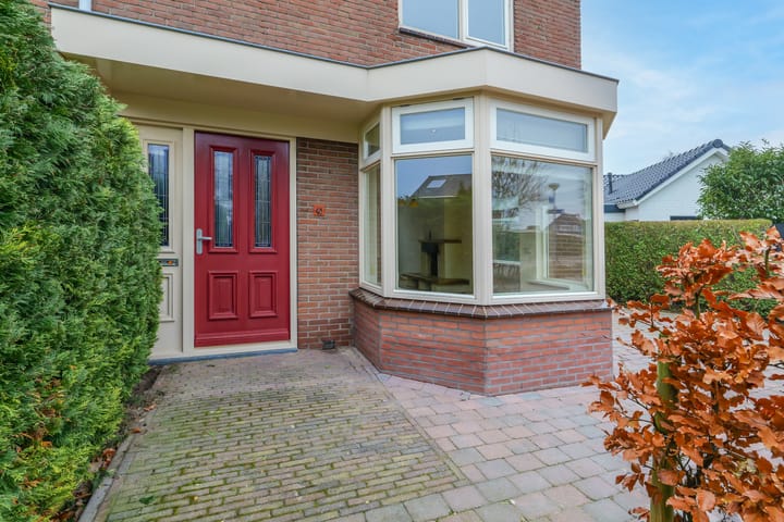 Foto 10 van Van Roozendaalstraat 41