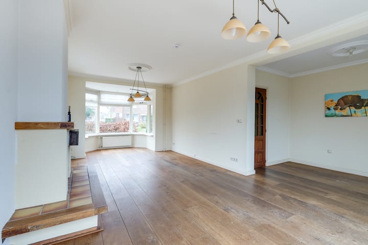 Foto 18 van Van Roozendaalstraat 41