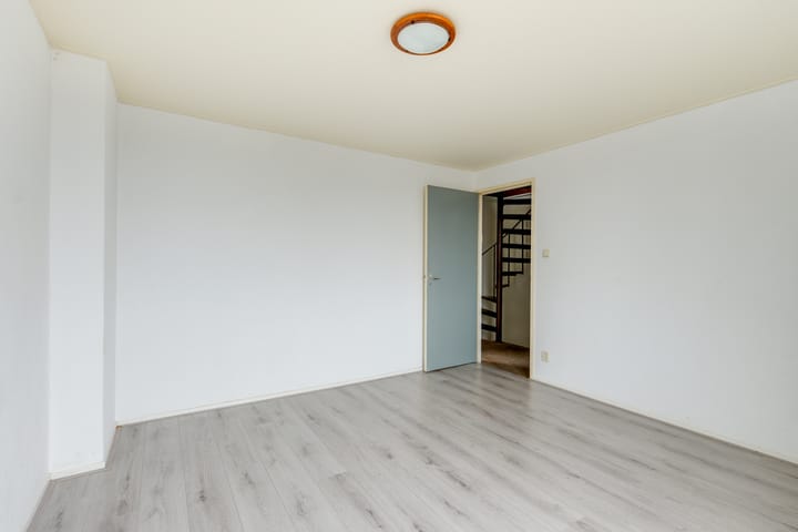 Foto 49 van Van Roozendaalstraat 41