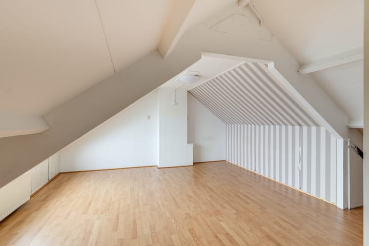 Foto 54 van Van Roozendaalstraat 41