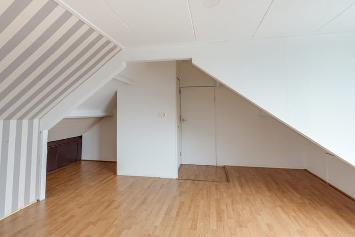 Foto 58 van Van Roozendaalstraat 41