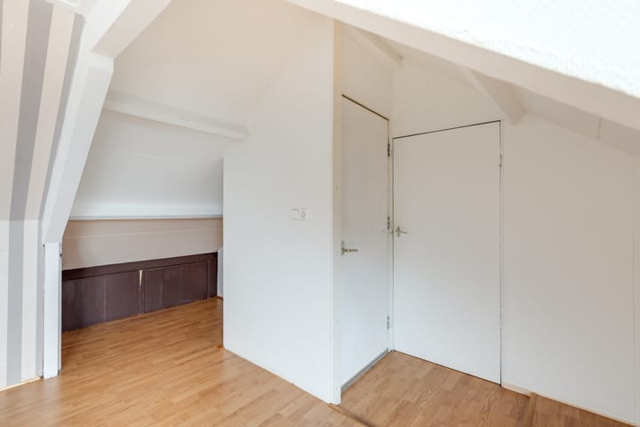 Foto 59 van Van Roozendaalstraat 41