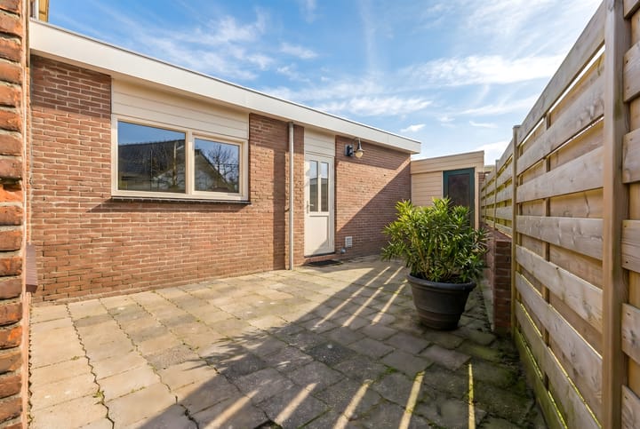 Foto 60 van Van Roozendaalstraat 41