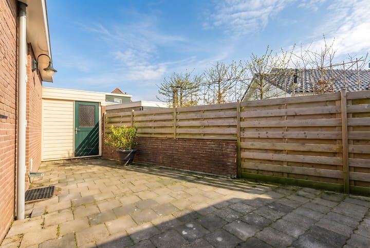 Foto 61 van Van Roozendaalstraat 41