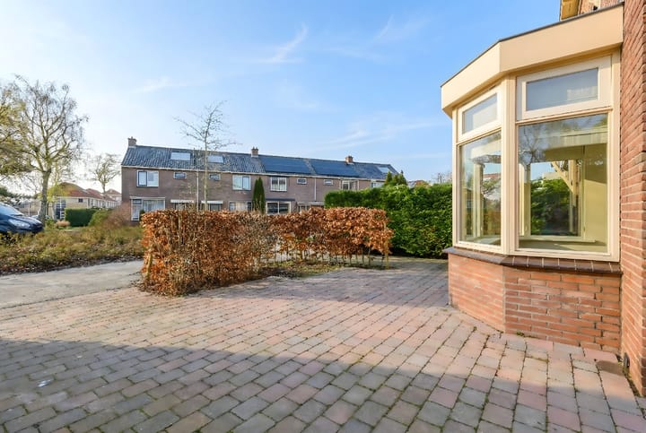 Foto 64 van Van Roozendaalstraat 41