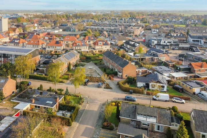 Foto 67 van Van Roozendaalstraat 41