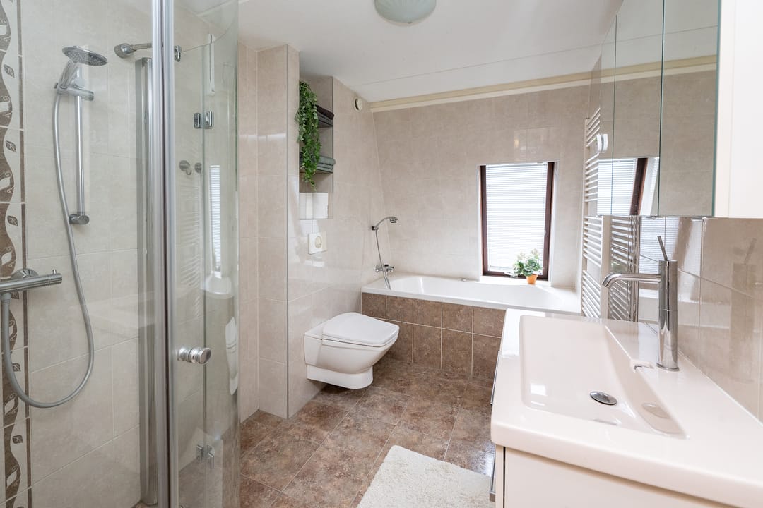 Photo 26 of Van Spilbergenstraat 40