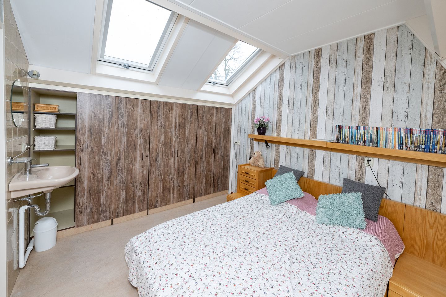 Photo 34 of Van Spilbergenstraat 40