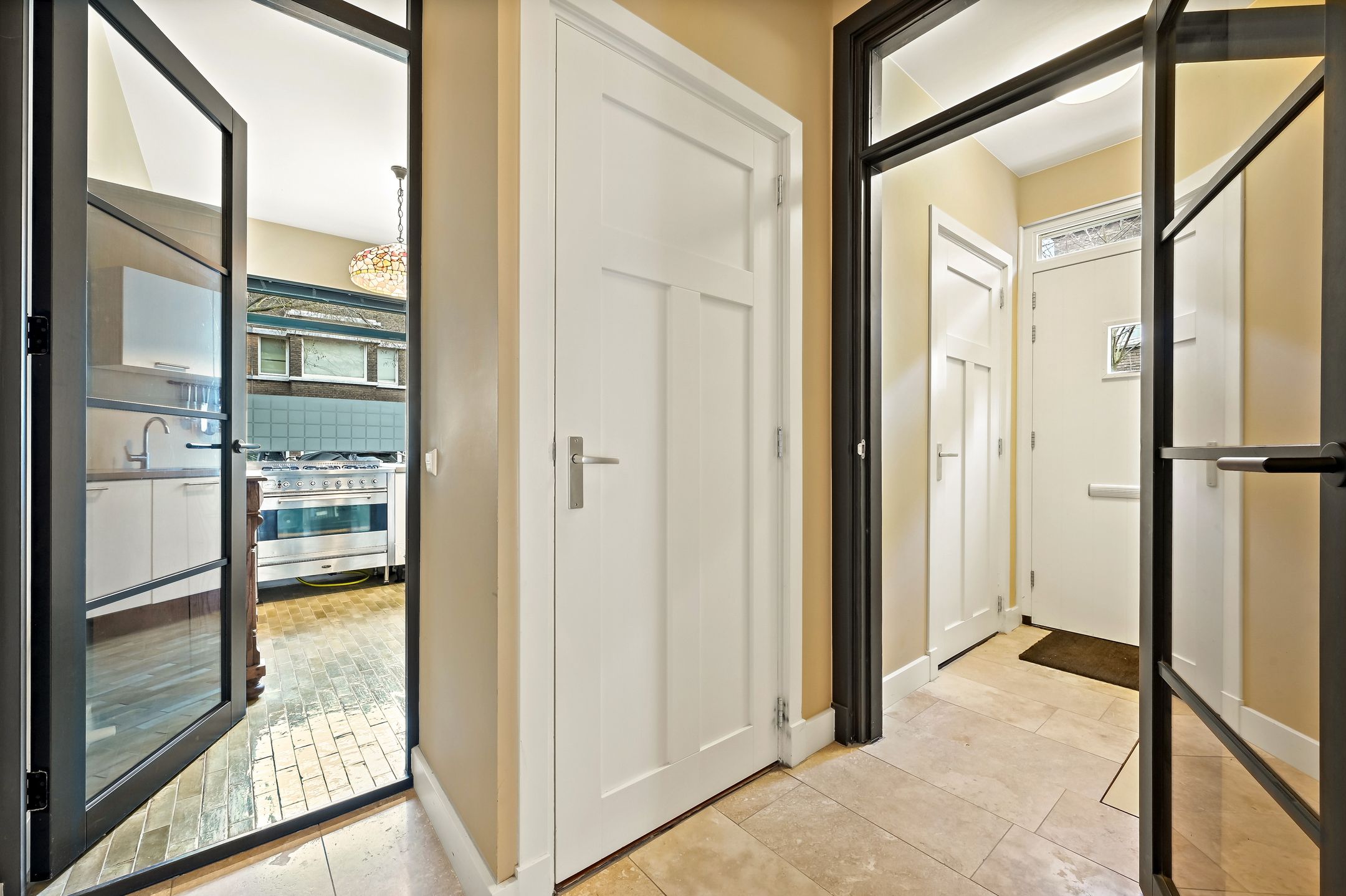 Foto 9 van Van Reesstraat 122