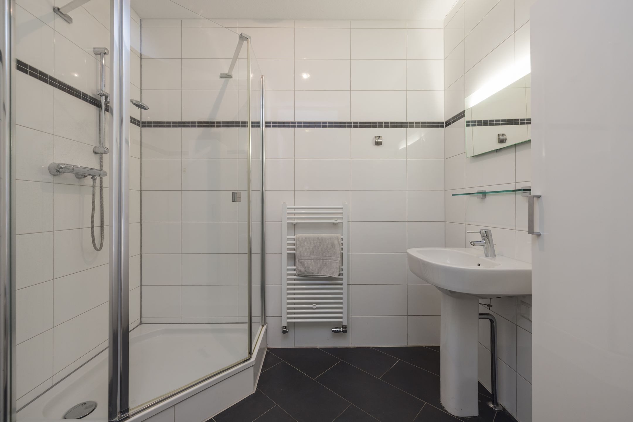 Foto 24 van Bellevuelaan 363