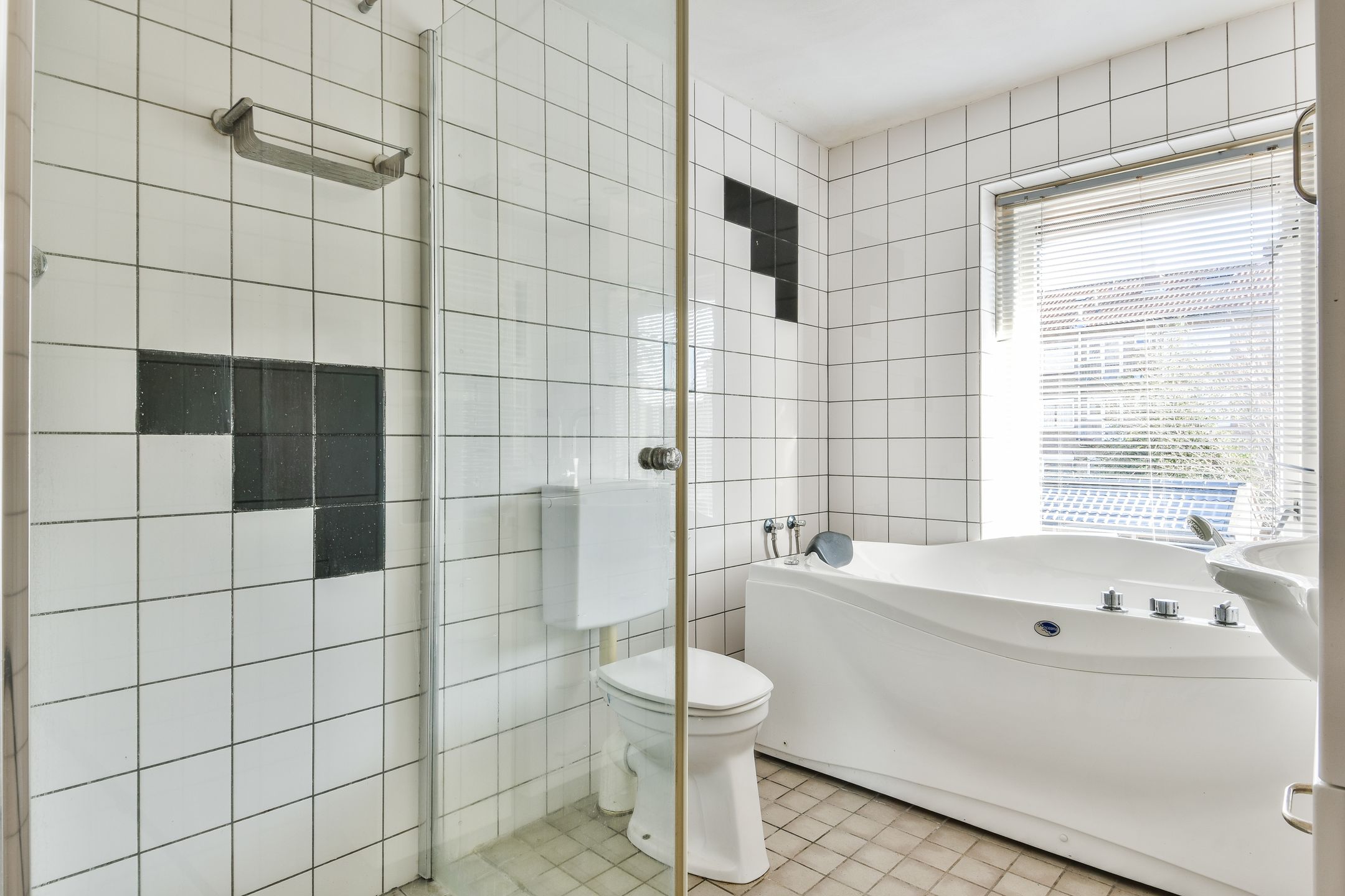 Foto 18 van Van Dijkstraat 12