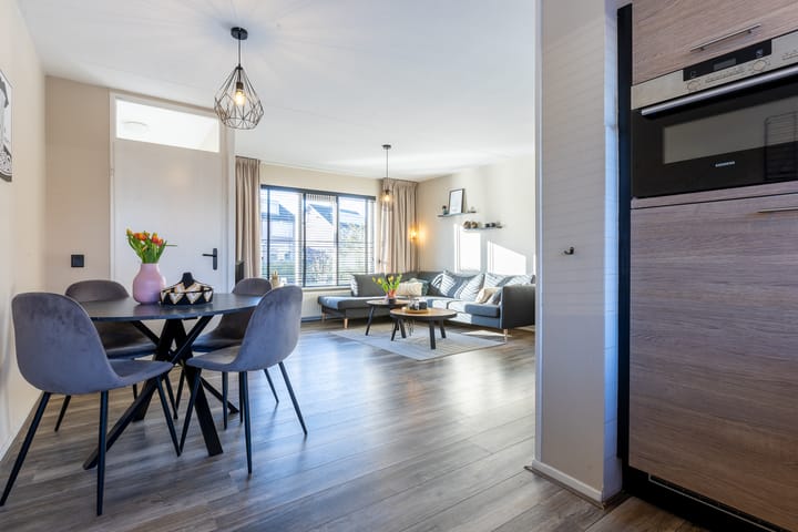 Photo 15 of Peeberg 49