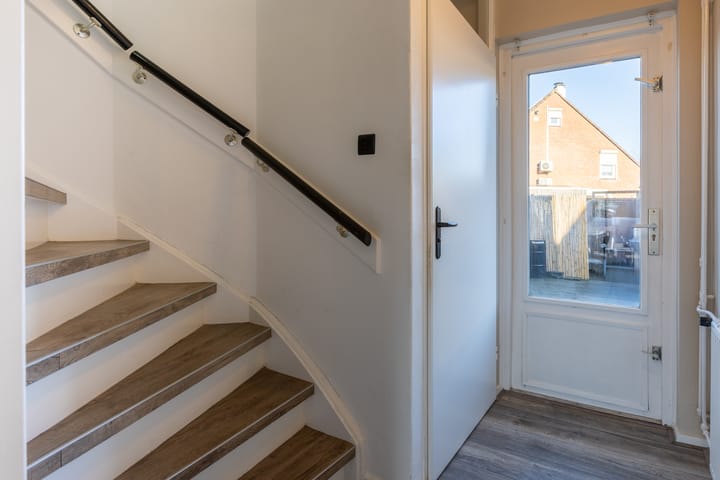 Photo 18 of Peeberg 49