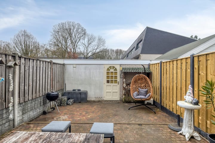 Foto 4 van Van Hallstraat 12