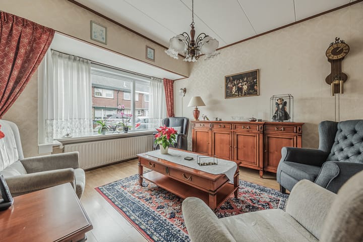 Foto 2 van Julianastraat 32