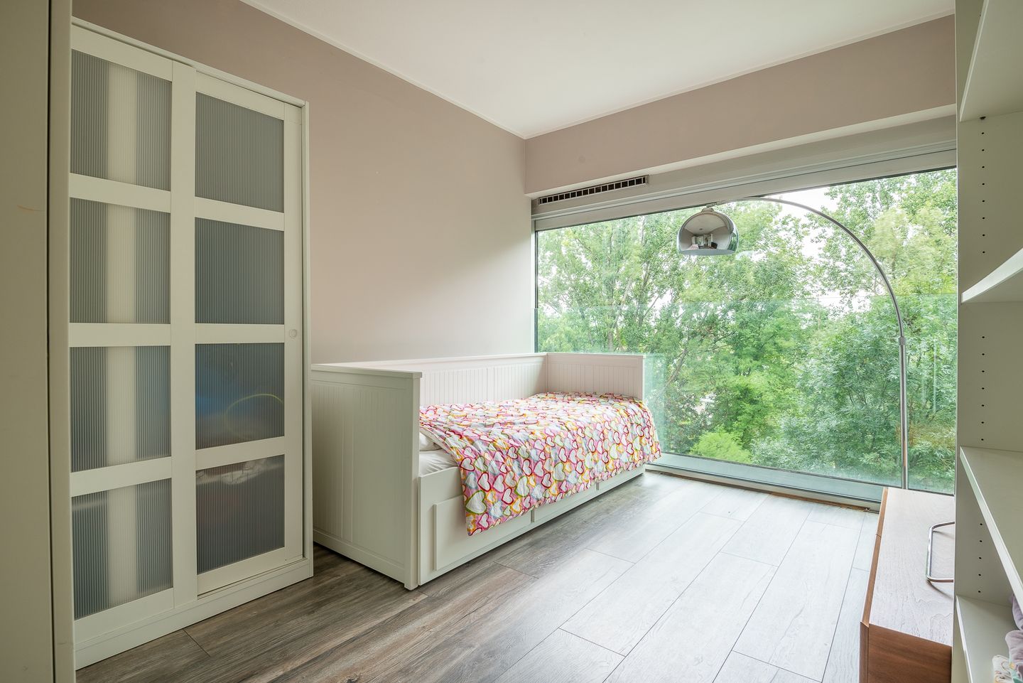 Photo 10 of Jan van Zutphenstraat 115